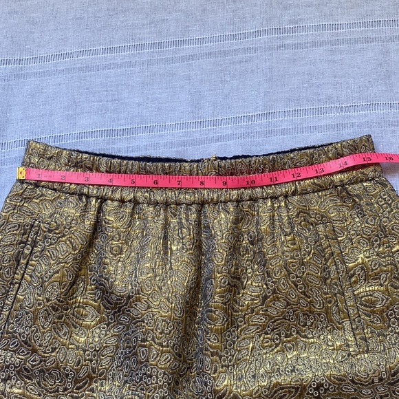 NWOT Loft Baroque fabric mini skirt. - Picture 8 of 14